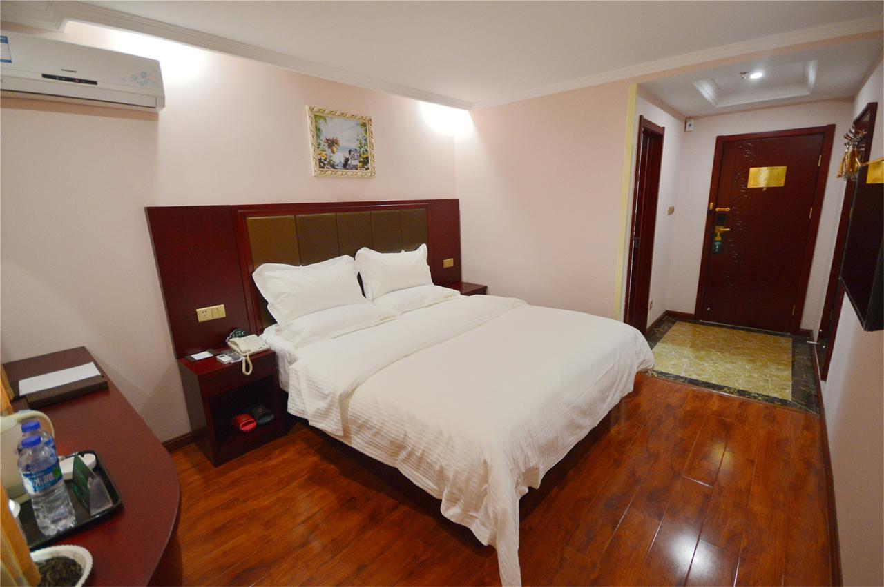 Greentree Alliance Sanya Jiyang District Yalongwan Road Hotel מראה חיצוני תמונה