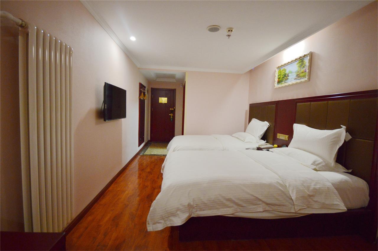 Greentree Alliance Sanya Jiyang District Yalongwan Road Hotel מראה חיצוני תמונה
