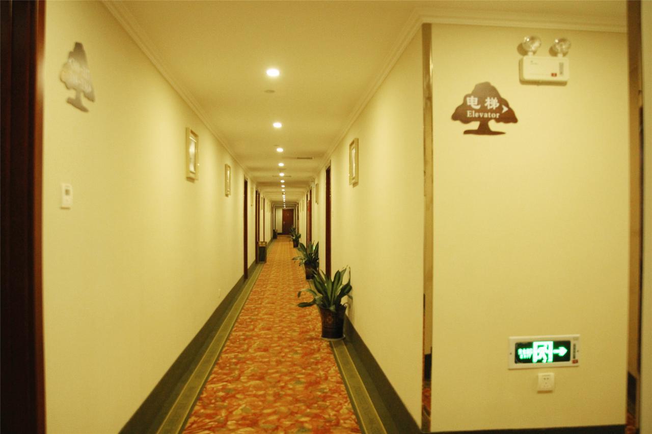 Greentree Alliance Sanya Jiyang District Yalongwan Road Hotel מראה חיצוני תמונה